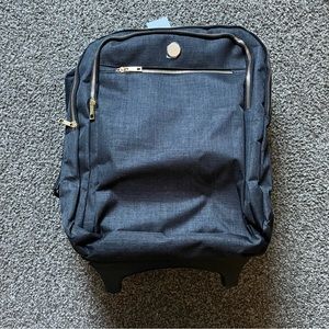 NWT weekend rolling carry on black and gold bag